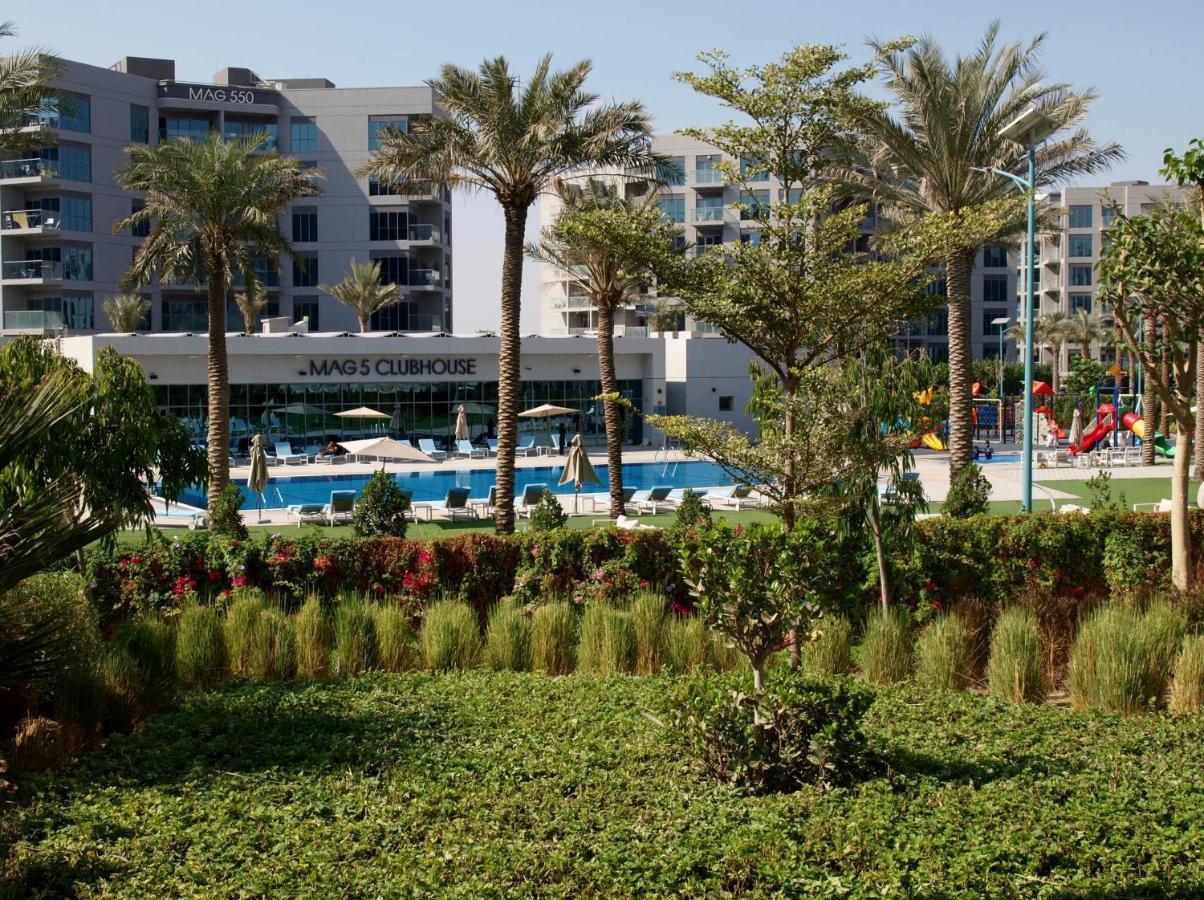 Elegant And Comfortably Furnished 2Brh Apartment In A Quiet Area! Dubai Eksteriør billede